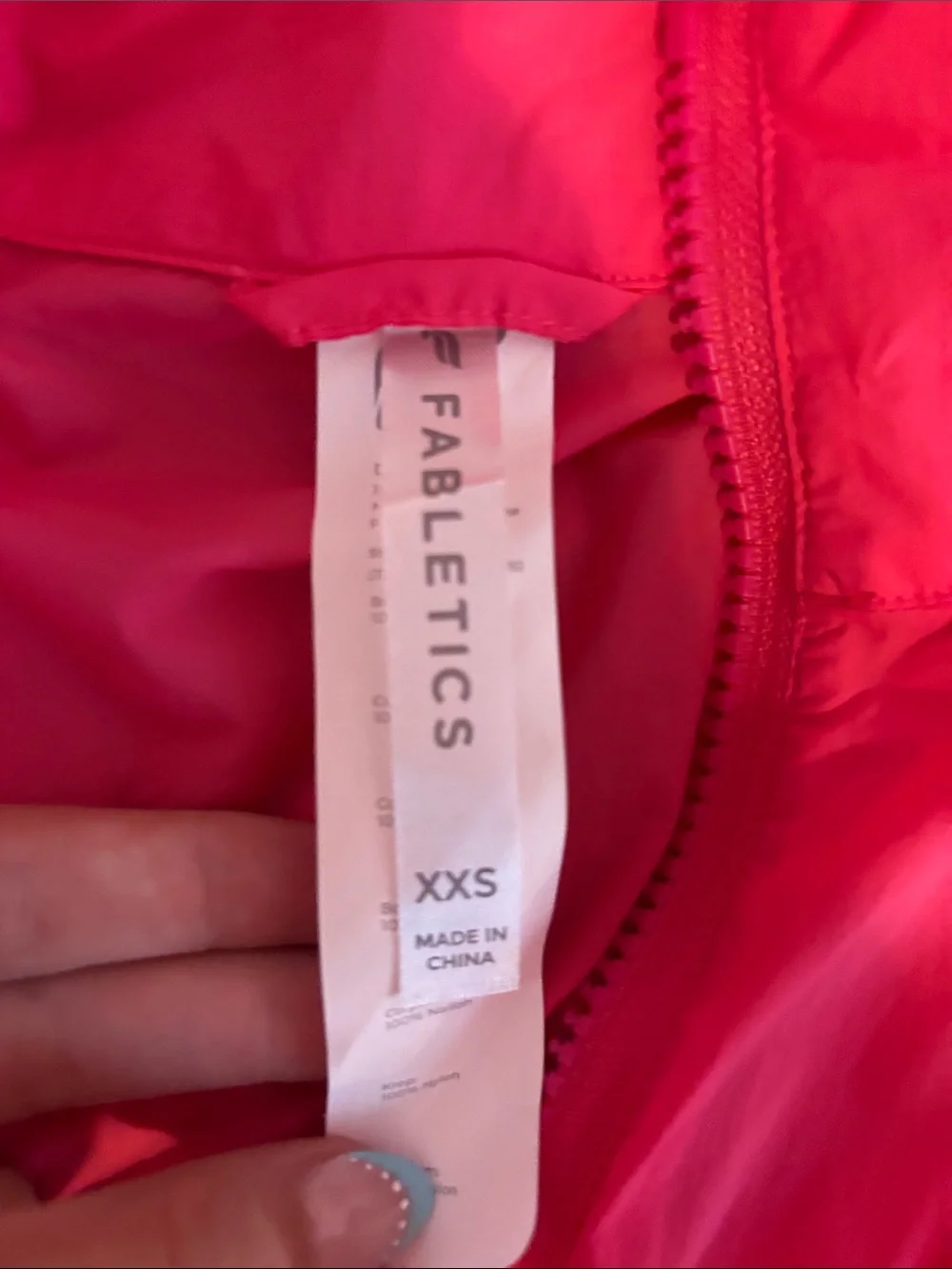 Fabletics Hot Pink Lightweight Women's Windbreaker - Picture 2 of 2